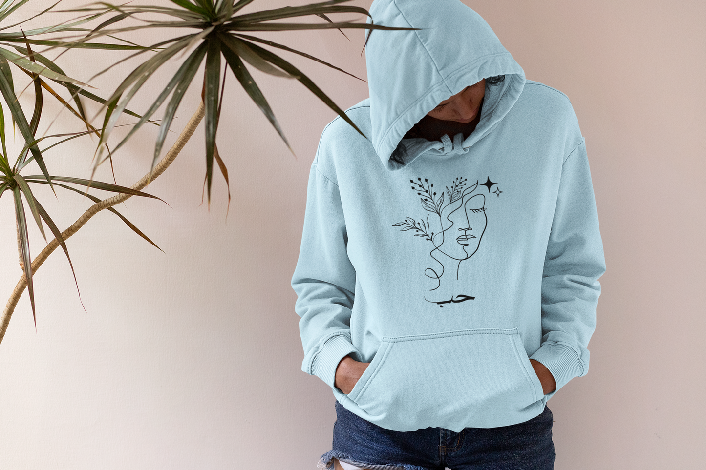 Floral Face Love Hubb Arabic Hoodie-Black